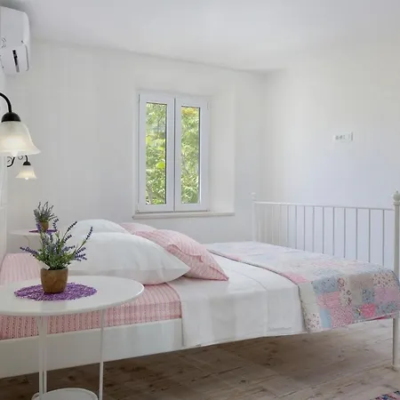 Villa Petit In Brela, Private Pool