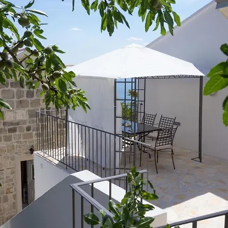 Vila Petit In Brela, Private Pool