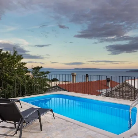 Petit In Brela, Private Pool Vila *
