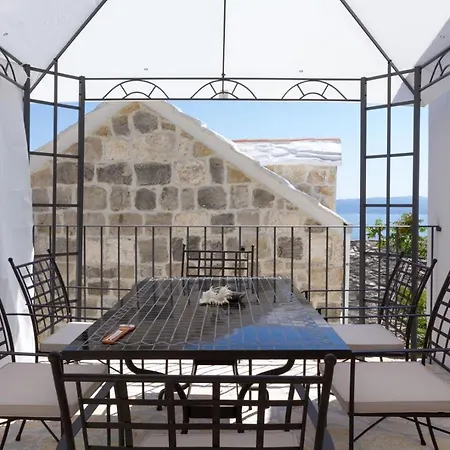 Vila Petit In Brela, Private Pool